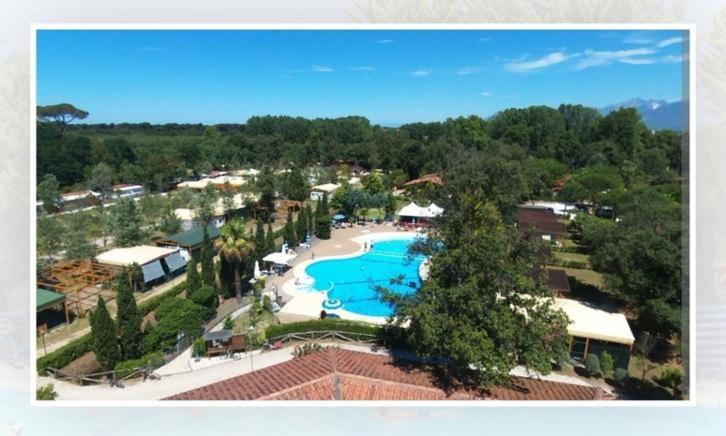 Familie Chalet In Toscane, Aan Zee, Aangeboden Door Micasatoscana Viareggio Kültér fotó